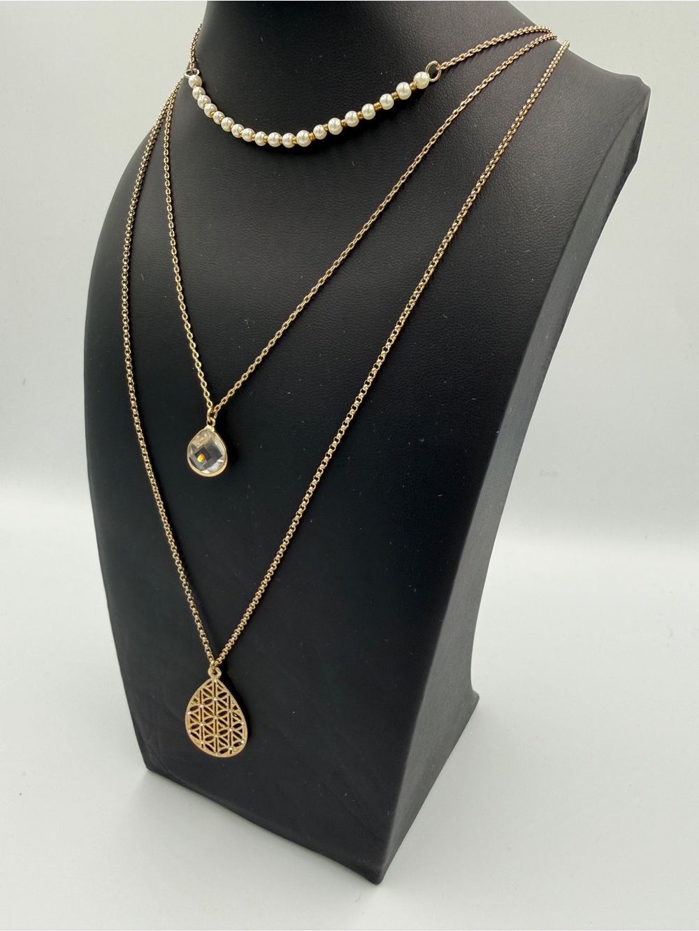 LOFT Gold Layered Necklace Set with Pearl Bead Choker - Picture 2 of 4
